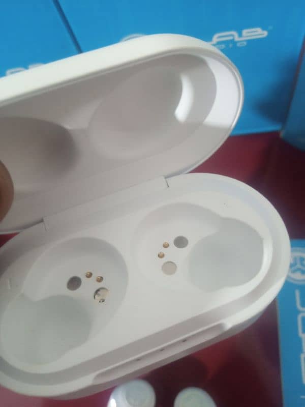 JLab earbuds original USA available (0370-2090709) 13