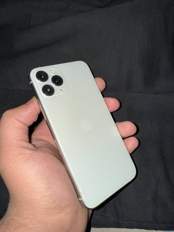 iPhone 11 pro 256 gb 1