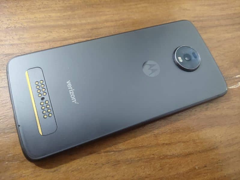 Moto Z4 2