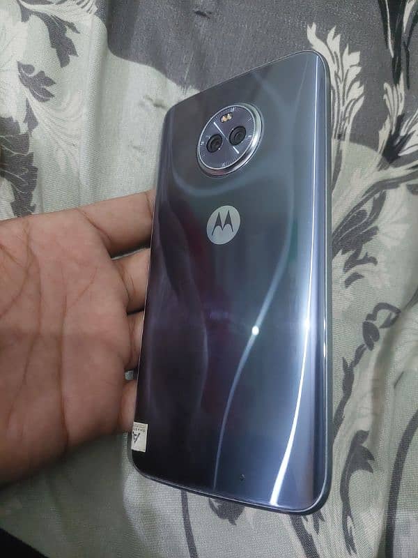 Motorola X4 (100% ok) 3