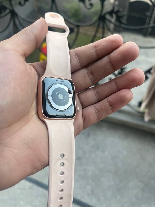 Apple Watch Series 5 40Mm 4