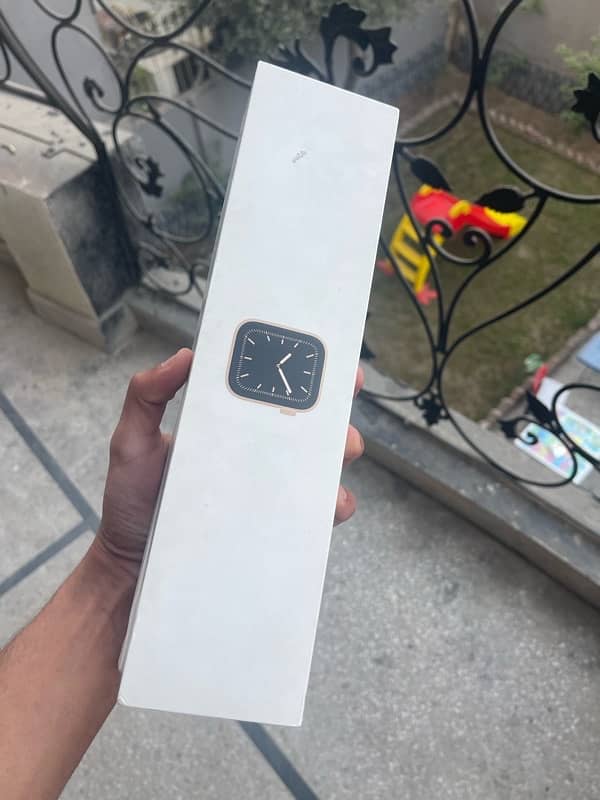 Apple Watch Series 5 40Mm 7