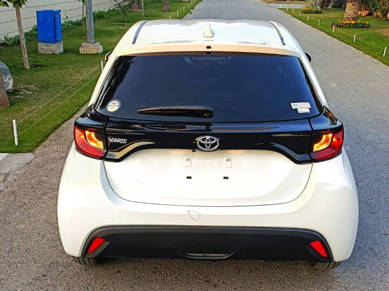 Toyota Yaris X 2021 3