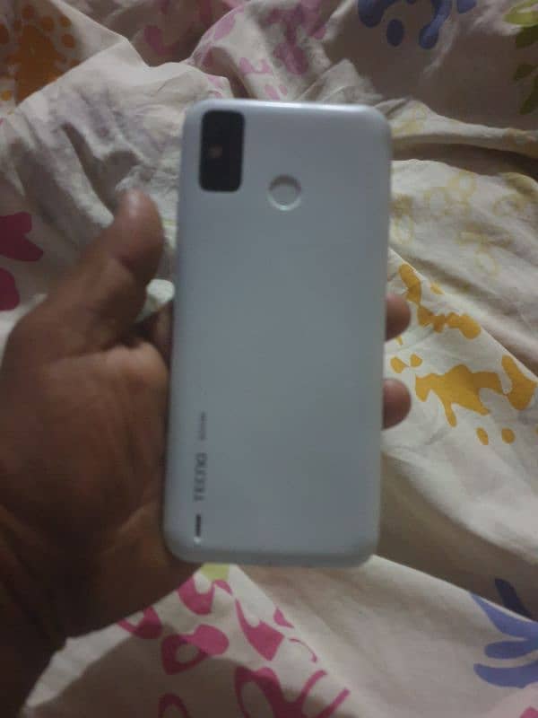 tecno spark 6. go 2