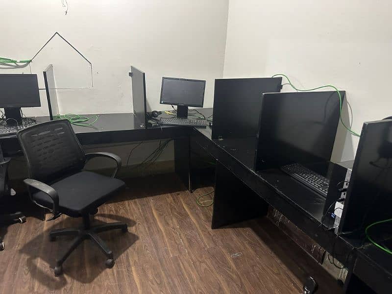 Furnished Office for Rent 4