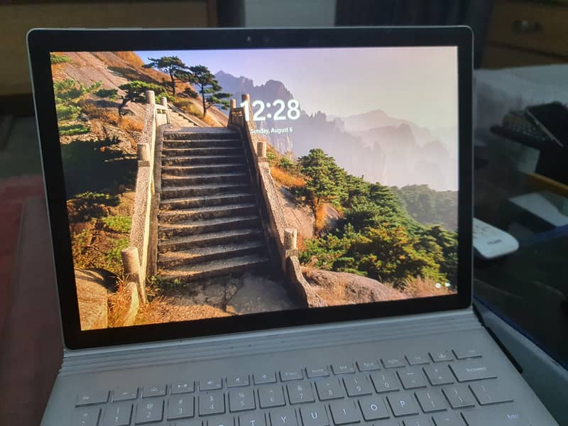 Microsoft Surface Book with Nvidia GPU 0