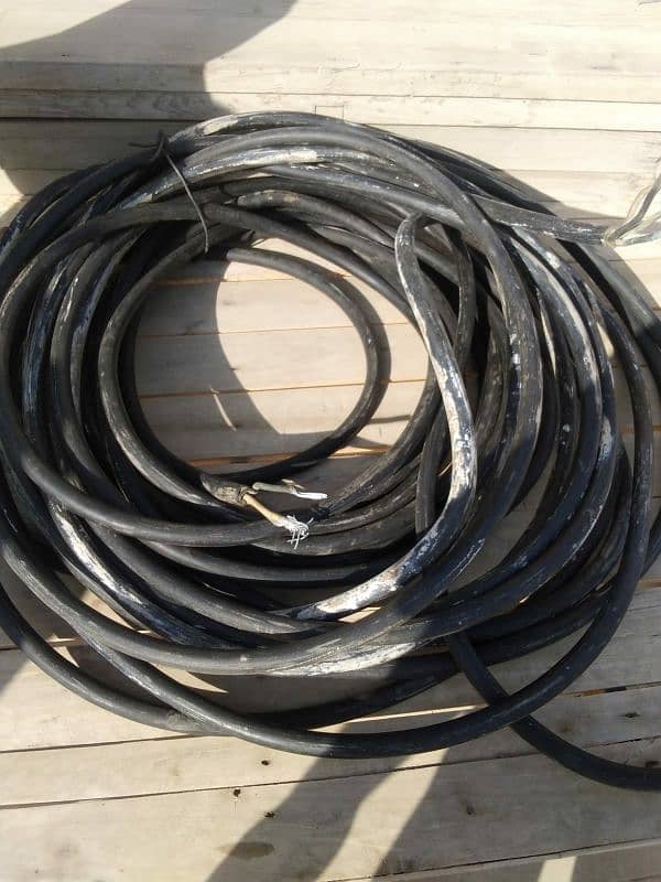 Aluminium 7/64 4 core cable ( 16 mm)  125 feet . 1