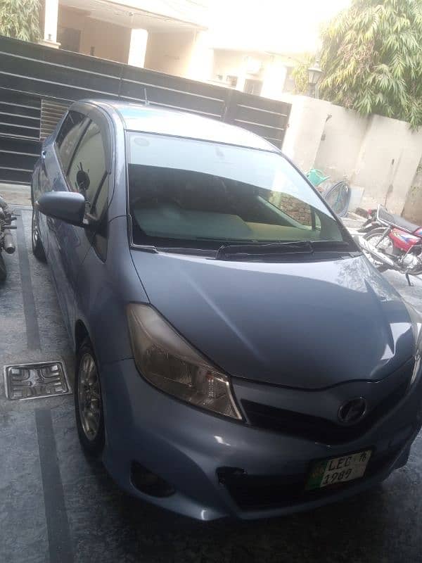 Toyota Vitz 2012 4