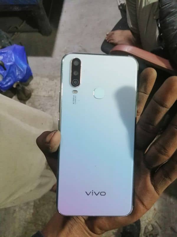 vivo y17 8/256gb 2