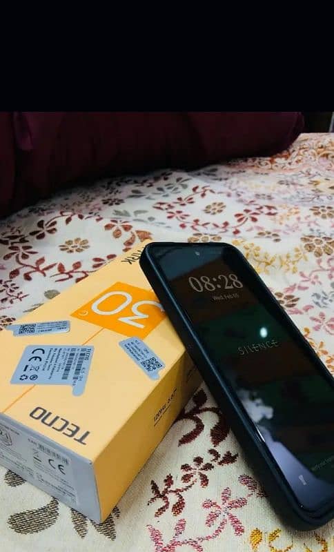 Tecno spark 30c 6gb 128 open box also exchange 5