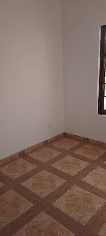 10 Marla Double Storey House For Rent With Out Gas 2