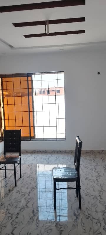 10 Marla Double Storey House For Rent With Out Gas 4