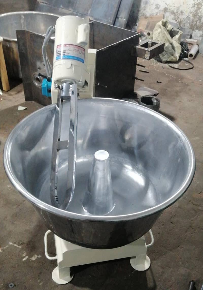 Flour Mixer,Dough mixture,Atta mixture machine 1