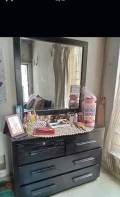 wooden dressing table with separate mirror.