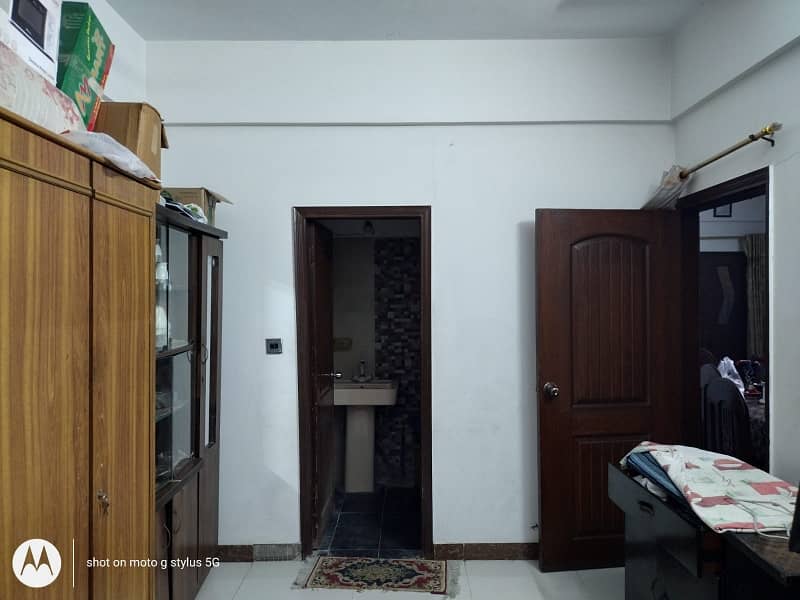 3 Bed DD Apartment First Floor Near Lasania Restaurant Gulshan e Iqbal Block 10A 15