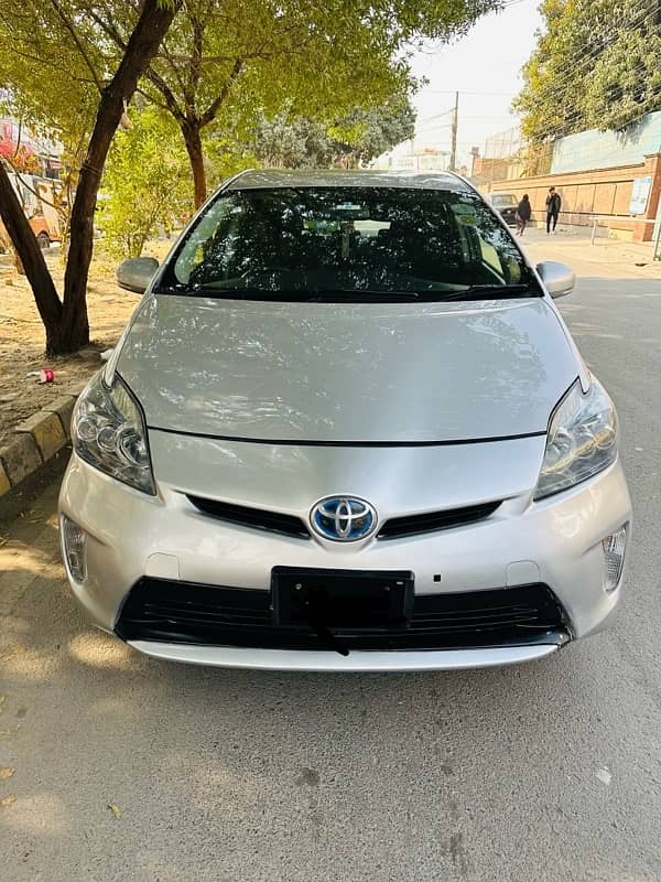 Toyota Prius 2012 model import 2016 2