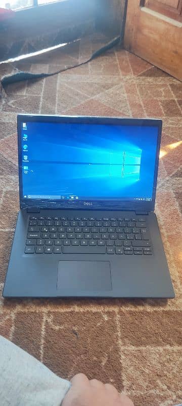 Dell laptop 0