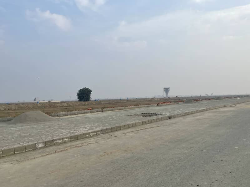 1 Kanal On-Ground Possession Plot for Sale Block D, LDA City Lahore 2