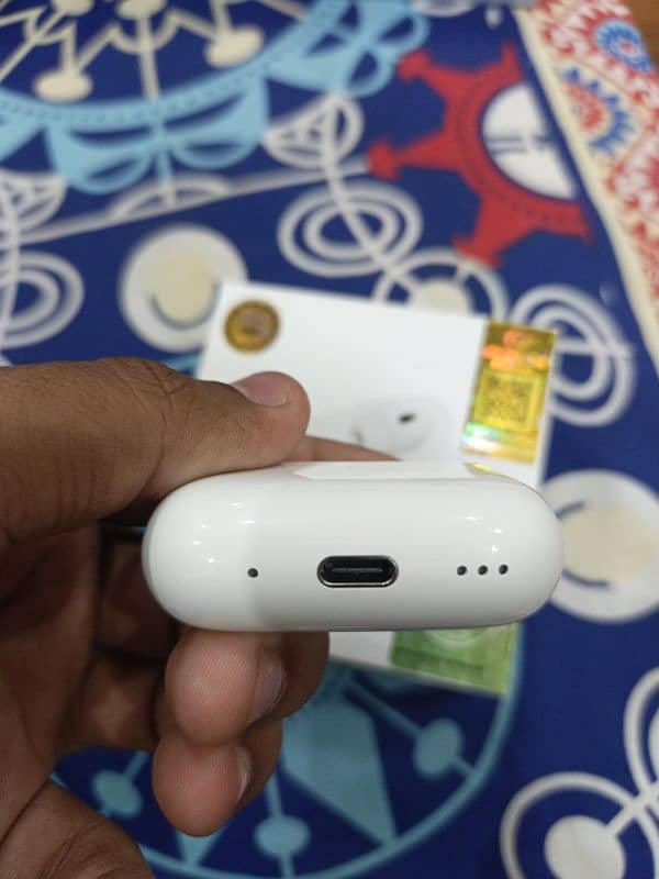 airpods pro 2nd generation number 03000132856 6