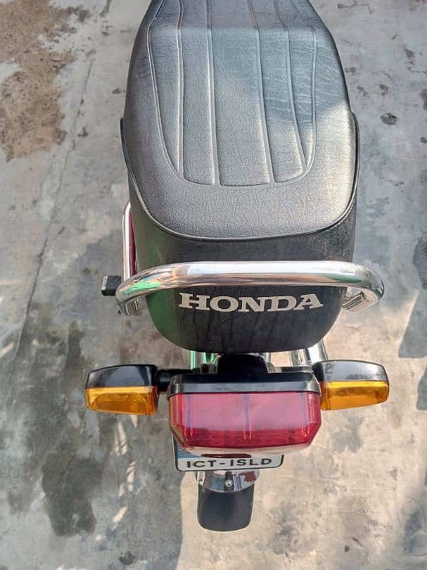 Honda cd 70 model 2022  exchange possible 22 or 23 modle honda 125 2