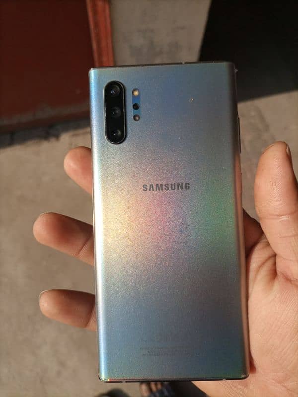 Samsung note 10 plus . 5g.  12 256 0