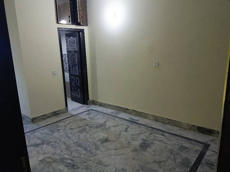 4,Marla Brand New Scond Floor Flat Available for rent in Johar Town Near Expo Center 3