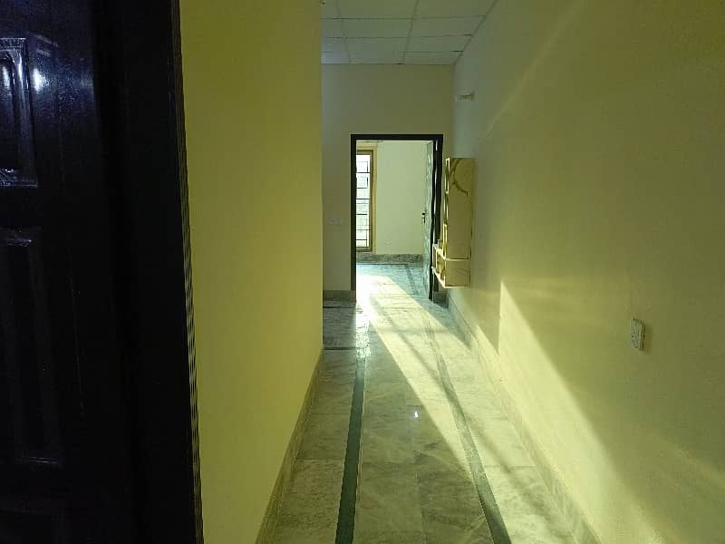 4,Marla Brand New Scond Floor Flat Available for rent in Johar Town Near Expo Center 8