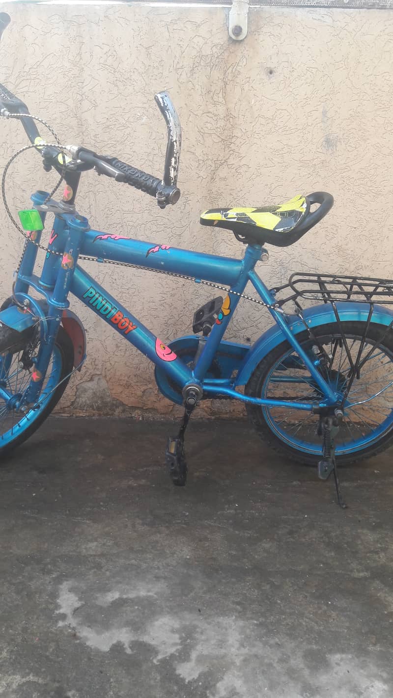 Kids cycle used but 8/10 condition 1