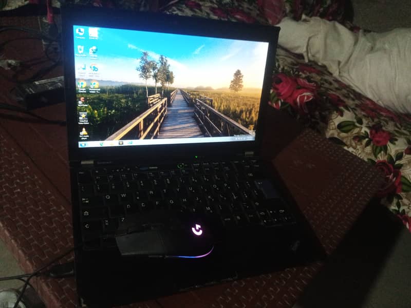 Lenovo Thinkpad i5 2nd gen 0