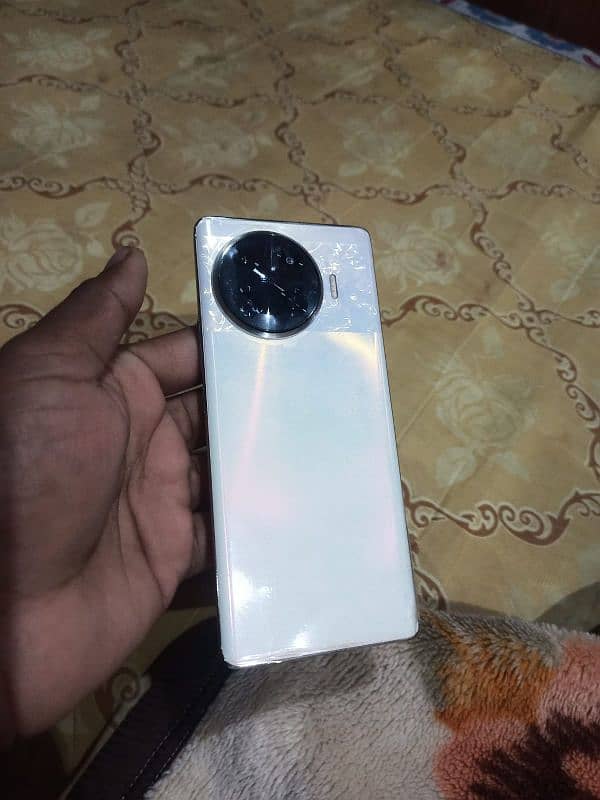 Tecno spark 20pro plus 8gb/256gb 2