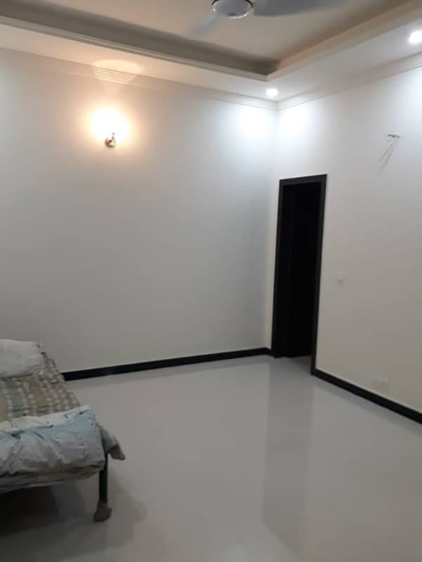 4 Bedroom Attach Washroom one Servant Room Attach Washroom House Full 8 Marla Rent G 13 Islamabad Available 7