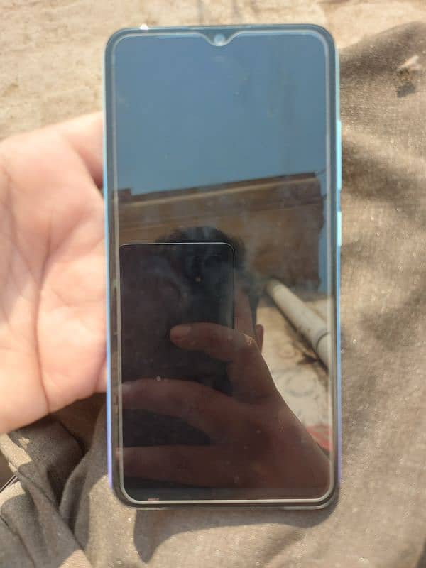 Vivo Y1s 2021 auro blue 1