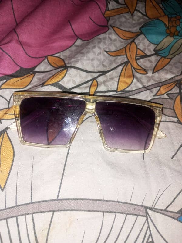 pack of three sunglasses new condition colour black purple 1