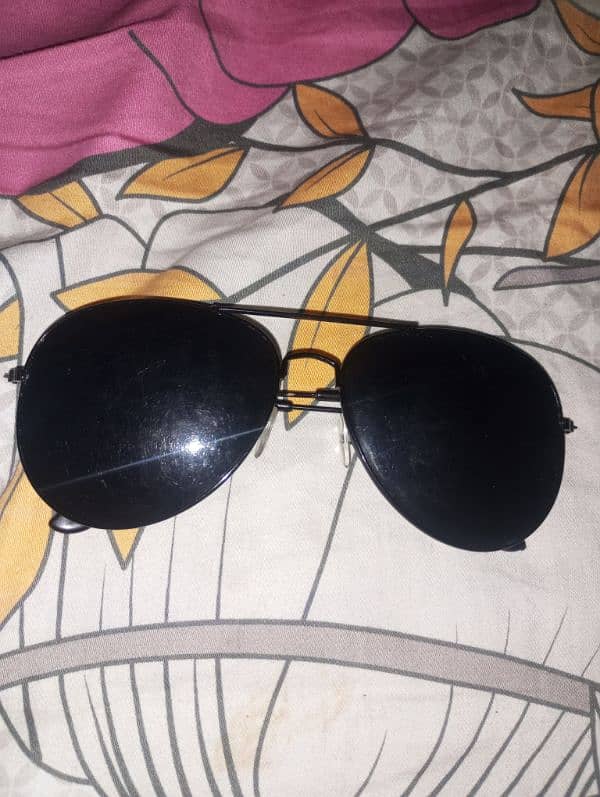 pack of three sunglasses new condition colour black purple 2