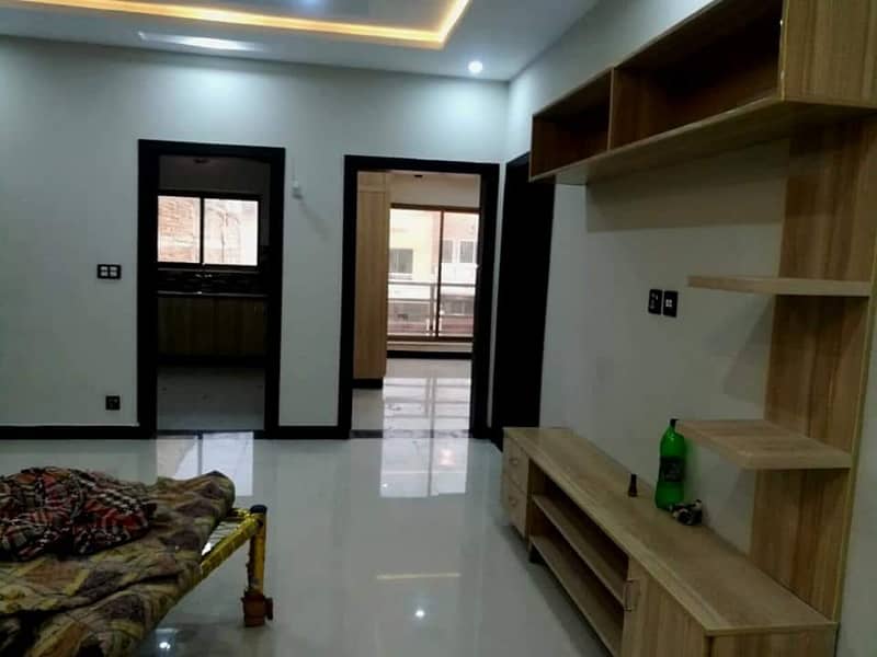 5 Bedroom tripal Story House 8 Marla 4 Years old House Pic Fack Real Pic Whatsap 22