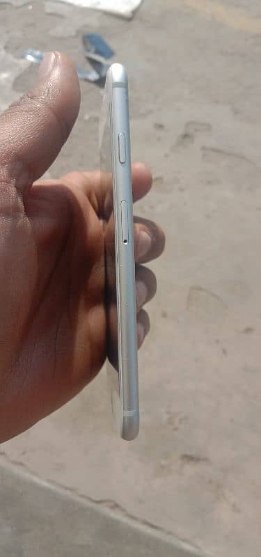 iphone 6 64gb 10 10 condition non pta 3