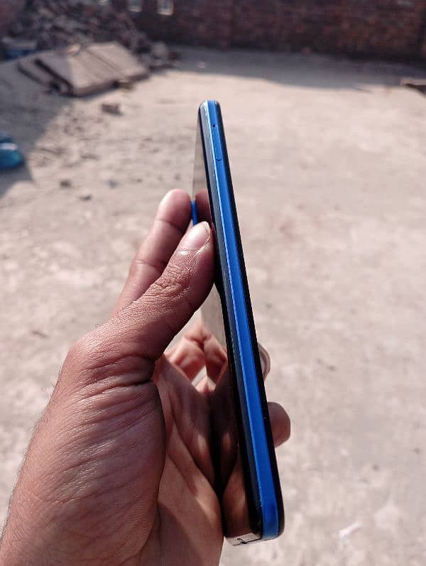 aquos R5 non pta 1