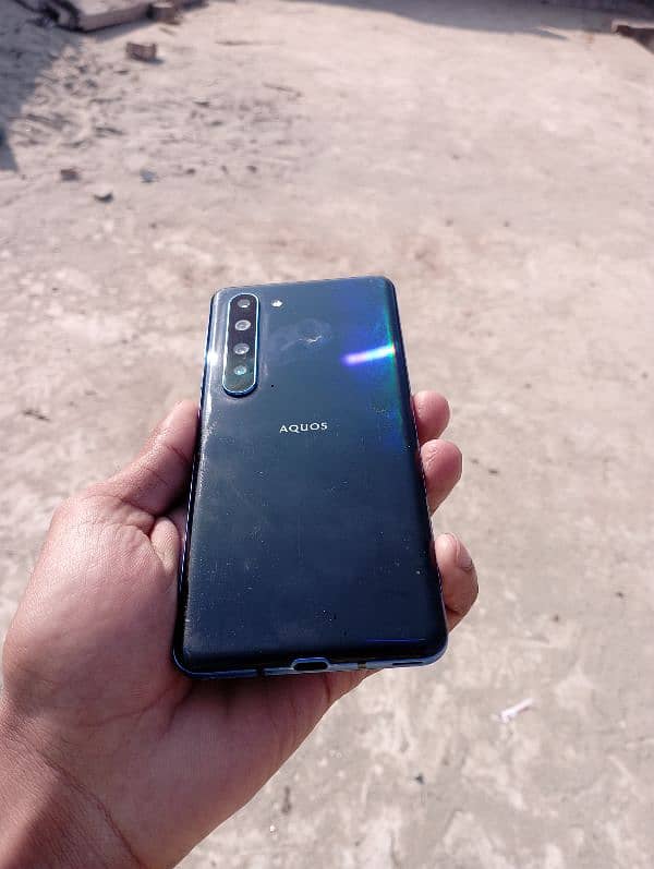 aquos R5 non pta 4