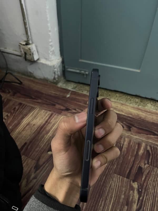 IPhone 12 lla model 4