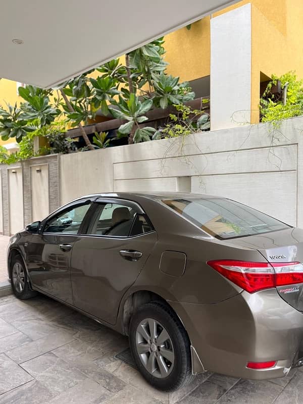 Toyota Corolla Altis 2016 3