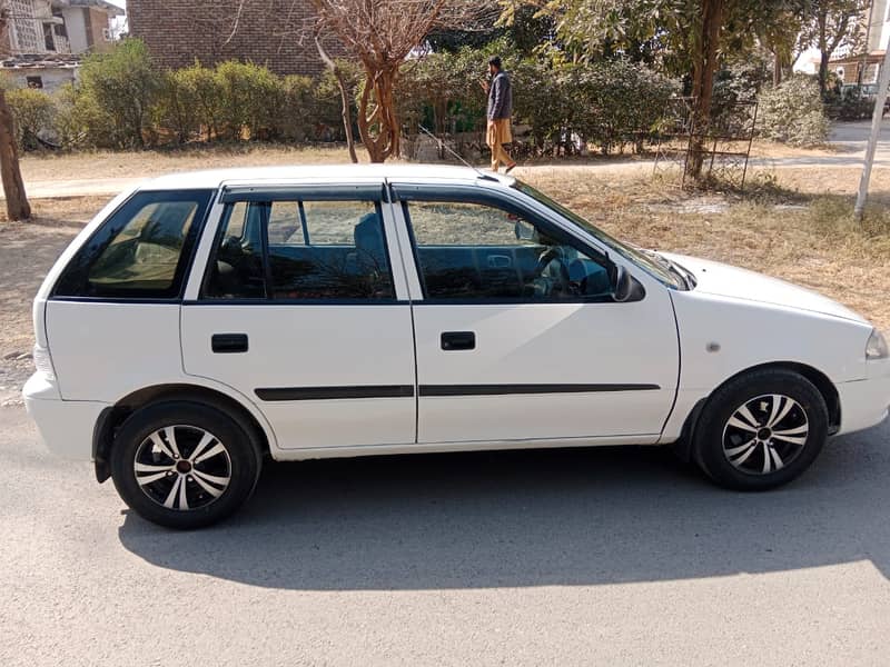 Suzuki Cultus VXR 2014 5