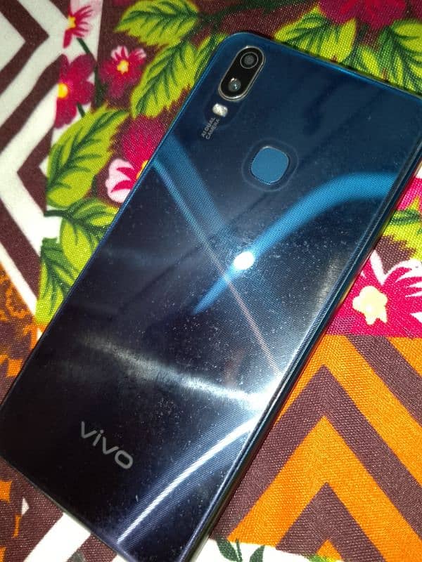 vivo Y11 3/32 1