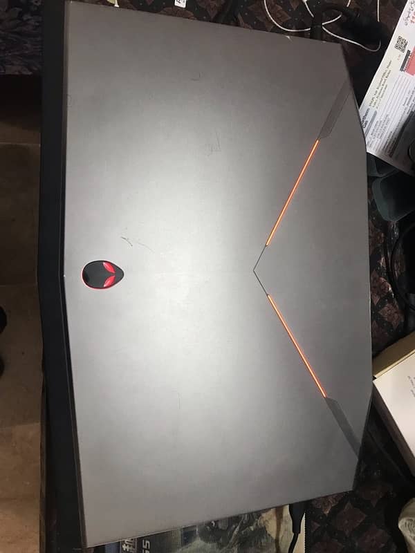 Alienware 17 1