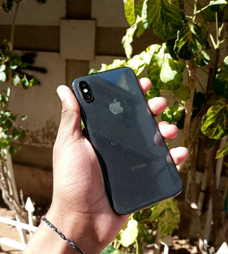 Apple iPhone XS 0