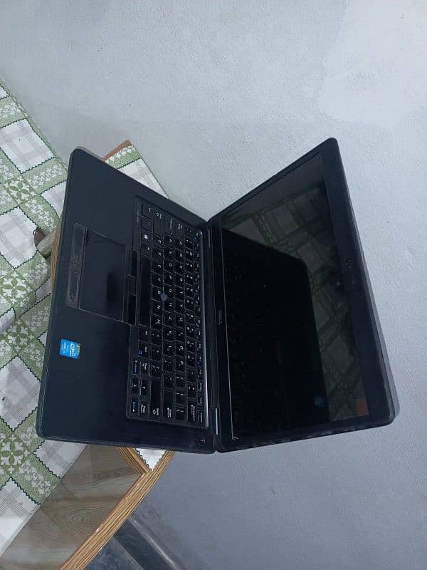 DELL Latitude E5450 2