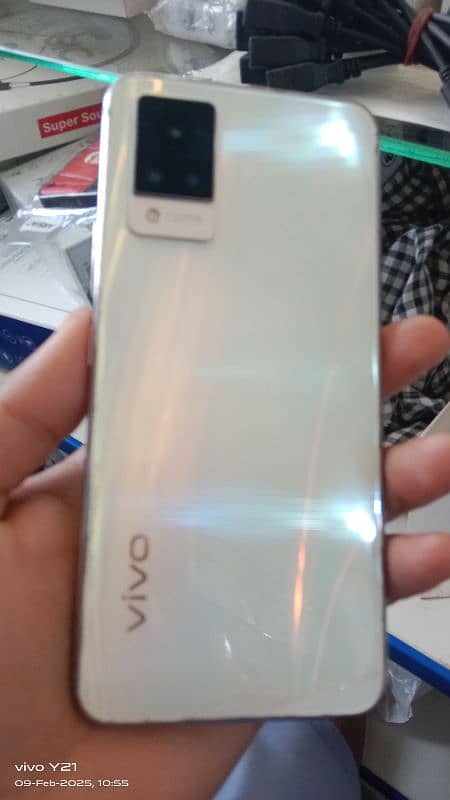 Vivo V 21 for sale 3