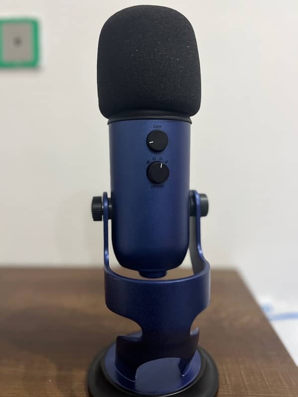 Blue Yeti USB Microphone – Like New (Imported from USA) 5