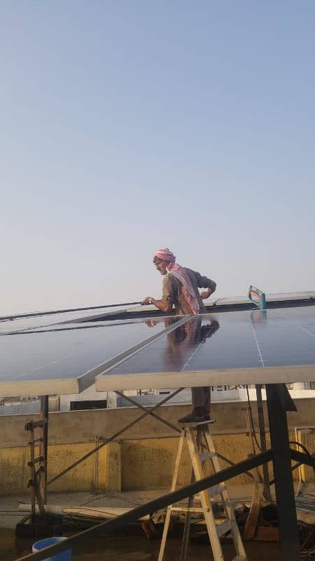 Expert Solar Panels Cleaning and Washing service in Islamabad 1