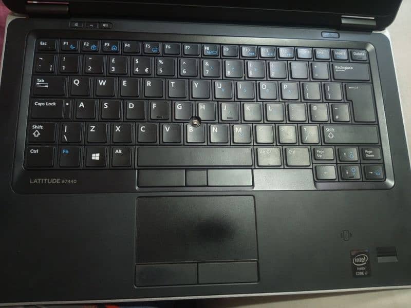 dell e 7440 lattitude 1