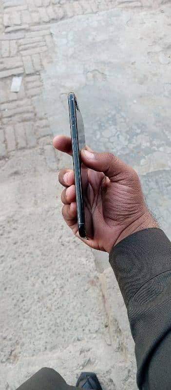 Iphone 7 plus totally janmn phone PTA approved 3